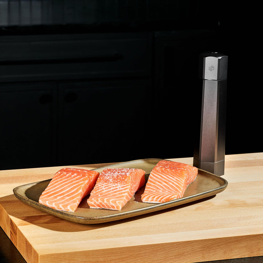 HexClad Salt and Pepper Mill Set with Adjustable Professional Grinders and No-Mess Caps