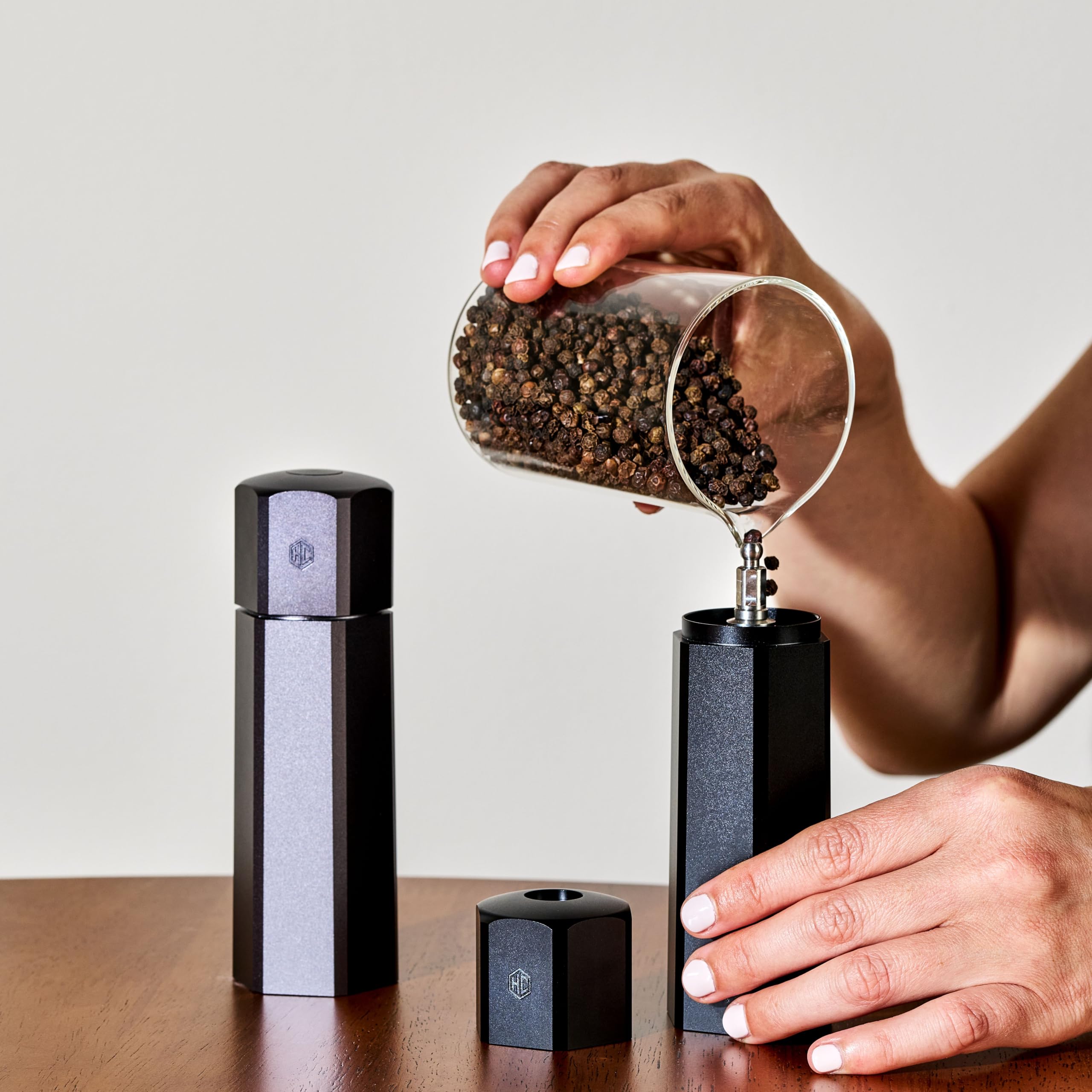 HexClad Salt and Pepper Mill Set with Adjustable Professional Grinders and No-Mess Caps
