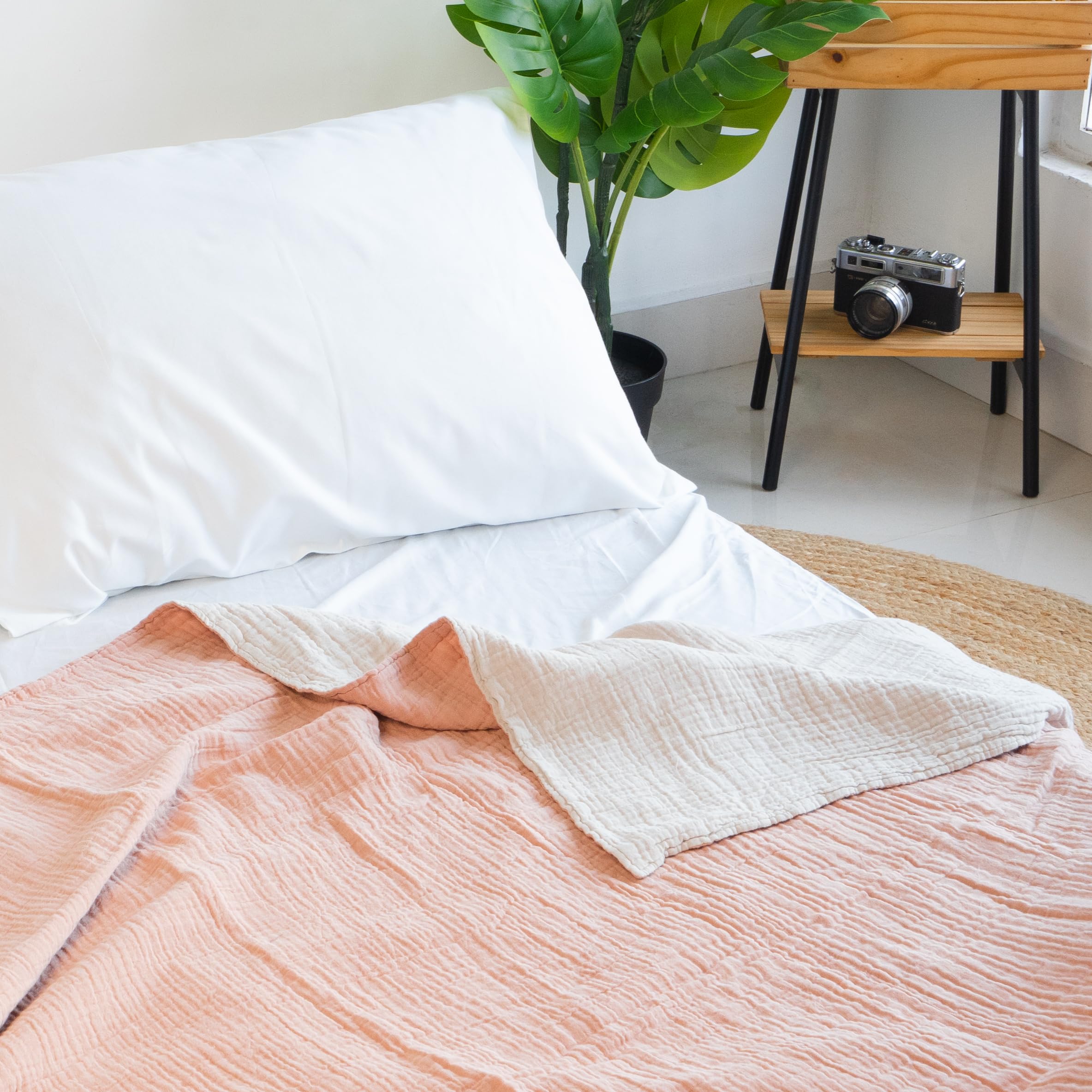 Salt Earth 100% Cotton Muslin Blanket, Gauze Blanket 55"X75" Twin, 6 Layered for Couch, Bed, Living Room, Home, Lightweight & All Season Blankets & Throws, Easy wash, Skin Friendly (Dress Blue/Print)